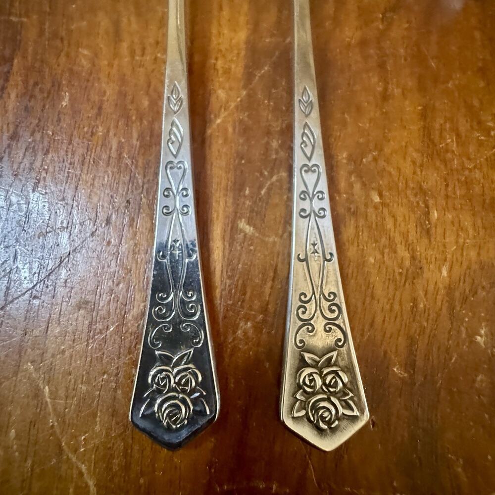 Oxford Hall Queen Tapestry 48 Pc Flatware Set Japan w/Original Box Rose